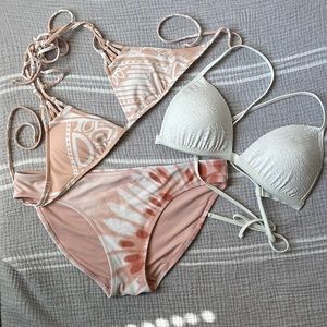 Aerie Bikini Tops in SMALL & an Aerie Bikini Bottom in MEDIUM